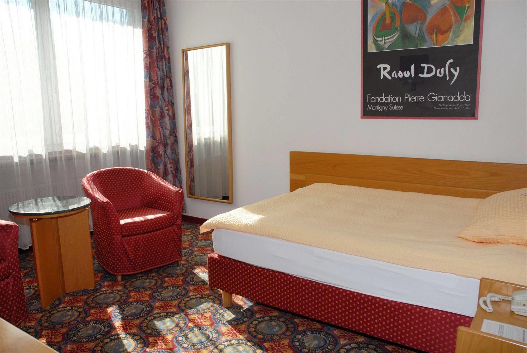 Hotel Du Rhone Sion Exterior photo